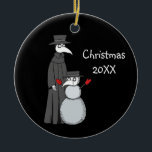 Goth Weihnachtsschmuck Pest Doktor Snowman<br><div class="desc">Große Weihnachtsschmuck, um sich an 2020 zu erinnern! Von albernen Witzen bis zu seriösen romantischen Aussagen, MiKa Art Zazzle Shop hat für jeden etwas. Canadiana, japanische Geschenke, Schmuck, Hüllen für elektronische Geräte, lustige Knöpfe, Tasse Tassen, Ornamente, Karten und Plakate... . Bitte nehmen Sie sich etwas Zeit und schauen Sie sich...</div>