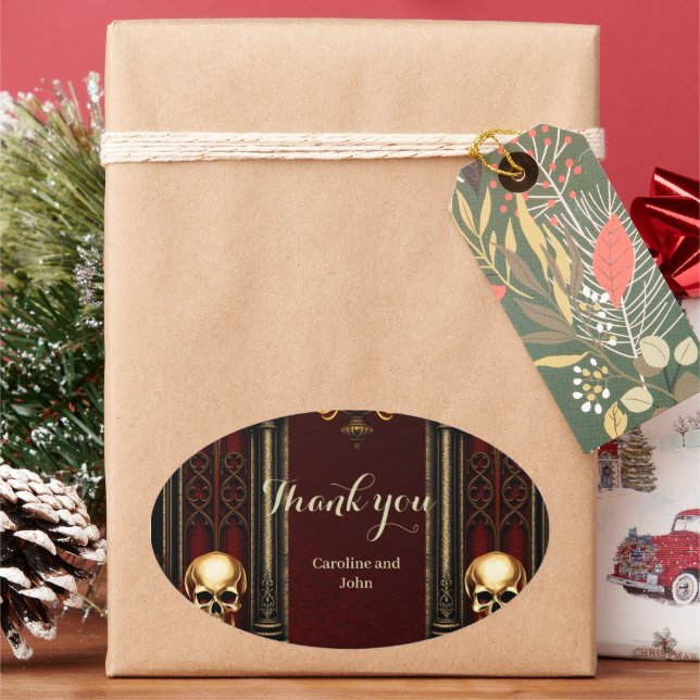 Gothic Archway with Skulls Ovaler Aufkleber (Feiertag)