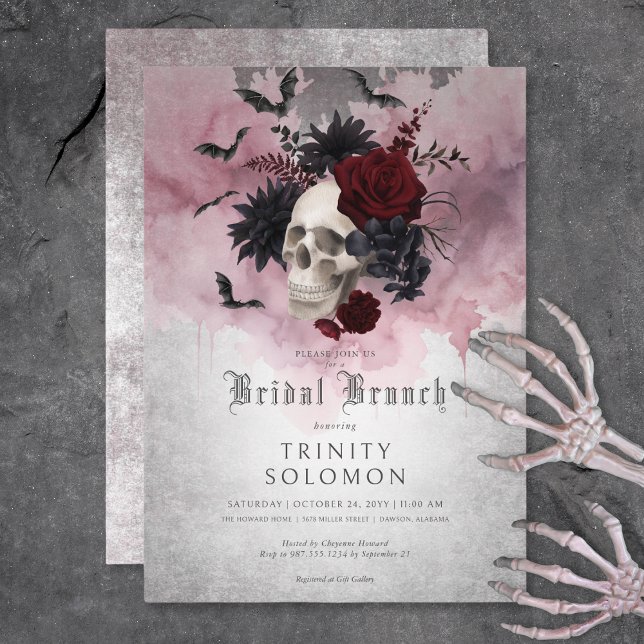 Gothic Black & Burgundy Skull & Bats Bridal Brunch Einladung (Gothic Black & Burgundy Skull & Bats Bridal Brunch Invitation)