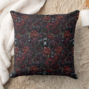 Gothic Black Dog & Dark Flowers Muster Kissen