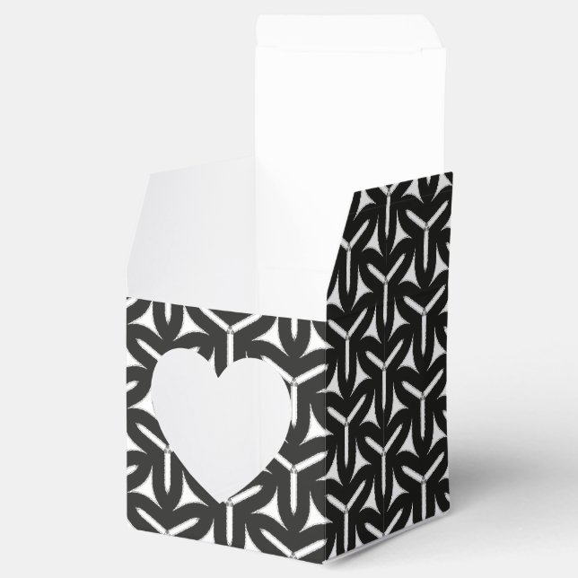Gothic Blades Pattern Gevor Box Geschenkschachtel (Geöffnet)