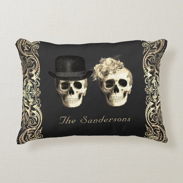 Gothic Bride Groom Skulls bis zum Personalisierten Dekokissen (Vorderseite)