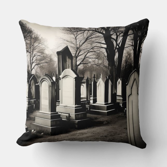 Gothic Cemetary Retro Style Foto Kissen (Vorderseite)