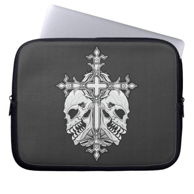 Gothic Cross mit Skulls Laptopschutzhülle (Vorderseite)