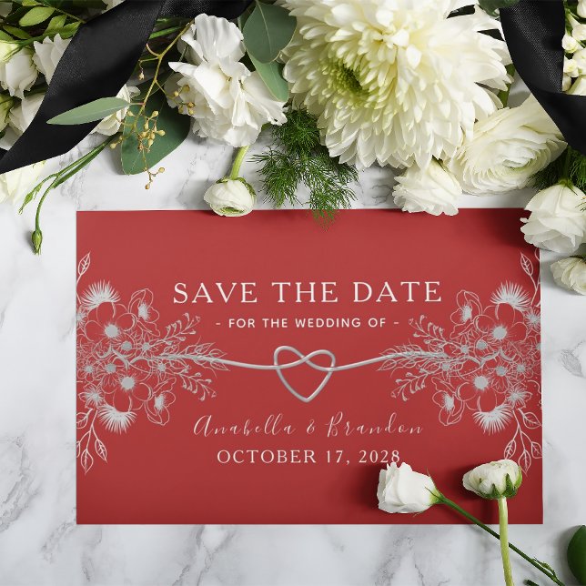 Gothic Elegant Red Floral Wedding Save The Date (Von Creator hochgeladen)