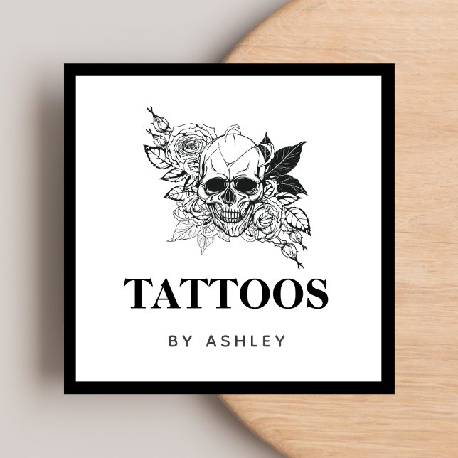 Gothic Floral Skull Black & White Tattoo Artist Quadratische Visitenkarte (Von Creator hochgeladen)