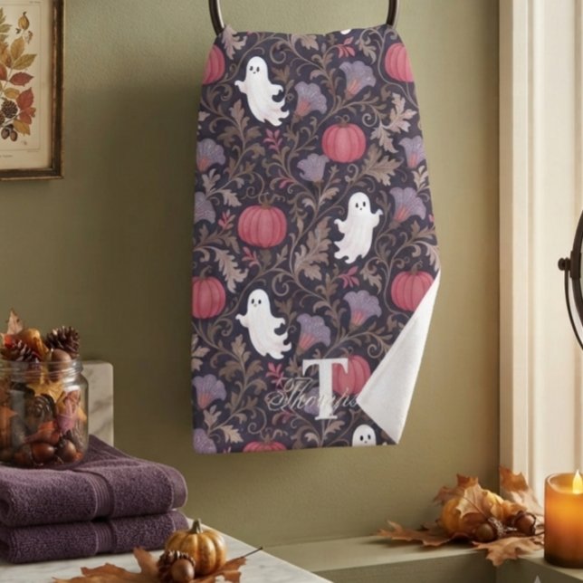 Gothic-Geister-Herbst-Monogramm Handtuch (Von Creator hochgeladen)