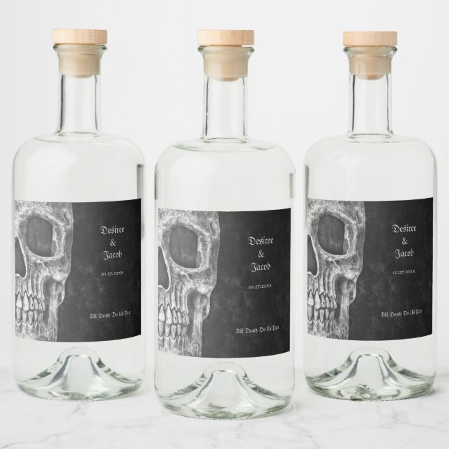 Gothic Half Skull Cool Schwarz-Weiß-Grunge Alkoholflaschenetikett (Flaschen)