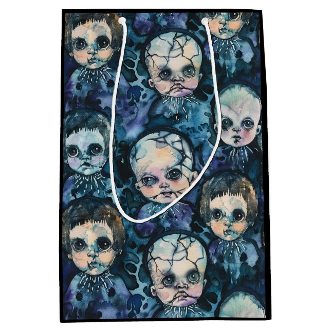 Gothic Halloween Creepy Dolls Spooky Season Mittlere Geschenktüte (Vorderseite)