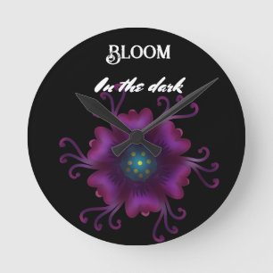 Gothic Lila-Blüten-Dunkle-Flora-Botanik  Runde Wanduhr