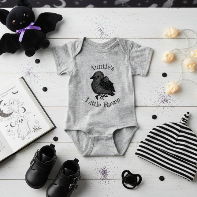 Gothic Little Raven Black Baby Bird Strampler (Von Creator hochgeladen)