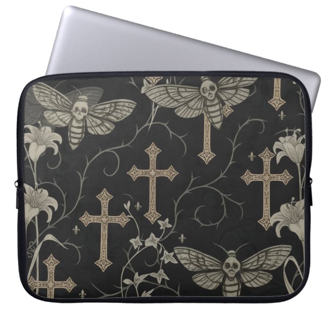 Gothic Moth & Cross Laptop Sleeve (Vorderseite)