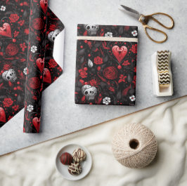 Gothic Red Hearts and Roses  Geschenkpapier