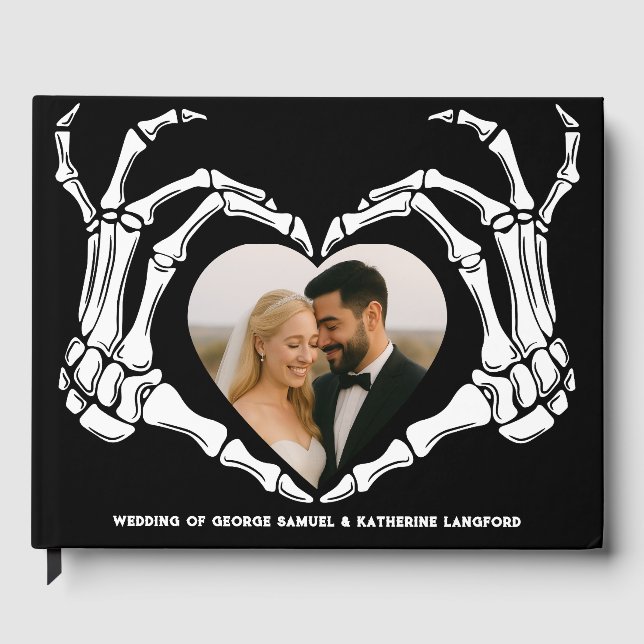 Gothic Romantic Skeleton Hand Halloween Hochzeit Gästebuch (Vorderseite)