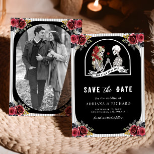 Gothic Skelett-Paar Rosen Foto Schwarze Hochzeit Save The Date