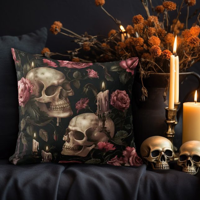 Gothic Skull & Rose - Dunkle Romantik Kissen (Von Creator hochgeladen)