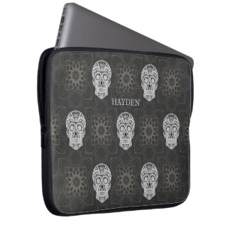 Gothic Sugar Skull and Grey Geometric Personalised Laptopschutzhülle