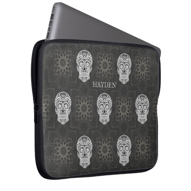 Gothic Sugar Skull and Grey Geometric Personalised Laptopschutzhülle (Vorne Rechts)