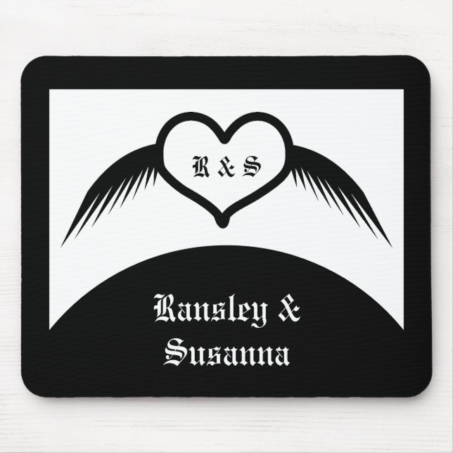 Gothic Wedding Flügelherz Mit Monogramm Mousepad (Vorne)