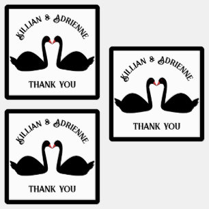 Gothic Wedding Kissing Black Swans Custom Etiketten