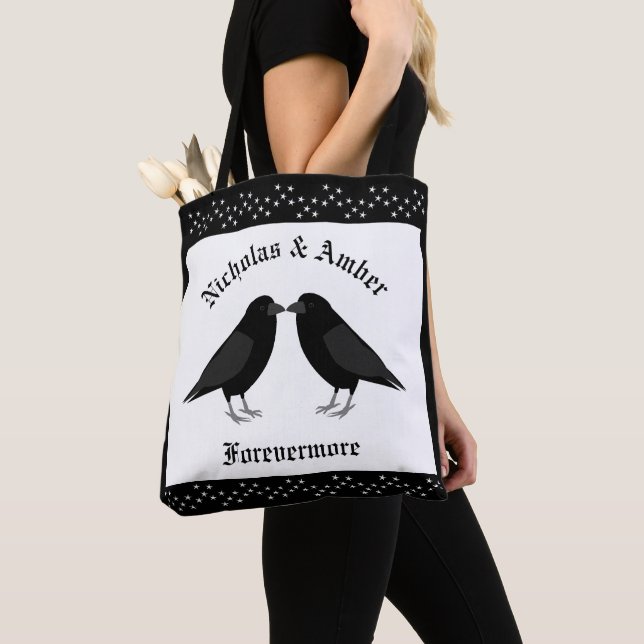 Gothic Wedding Kissing Ravens doppelseitig Tasche (Von Nahem)