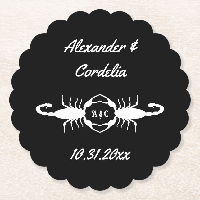 Gothic White Wedding Skorpions Custom Mit Monogram Untersetzer (Vorderseite)