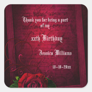Gothischer gerahmter Buchstabe & rote Rose Quadratischer Aufkleber