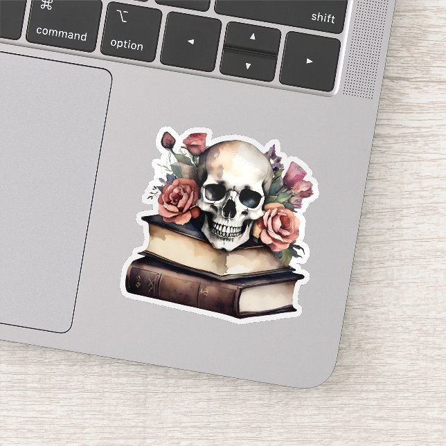 Gothischer Schädel mit Rose und Büchern wasserdich Aufkleber (Detail)