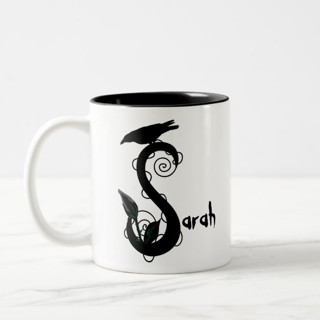 'Gotische Initialen-s Zweifarbige Tasse (Links)