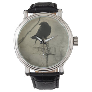 Gotische Krähe auf Kreuz Armbanduhr