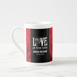Gotische Rote Rosen Liebe bei First Bite Wedding Prozellantasse