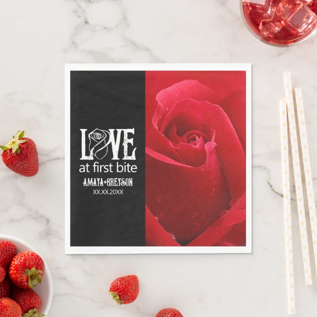 Gotische Rote Rosen Liebe bei First Bite Wedding Serviette (Beispiel)