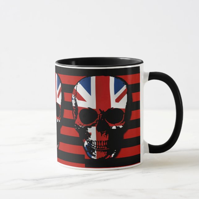gotischer Schädel der Vintagen Art mit Tasse (Rechts)