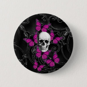 Gotischer Schädel u. lila Schmetterlinge Button