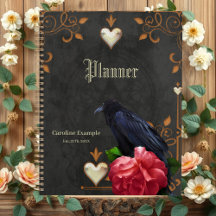 Gotischer Schädel und Raven.