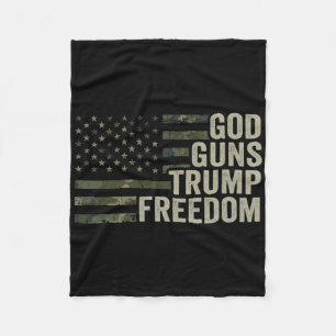 Gott Waffen Trump Freiheit - Lustige Tarnung Pro W Fleecedecke
