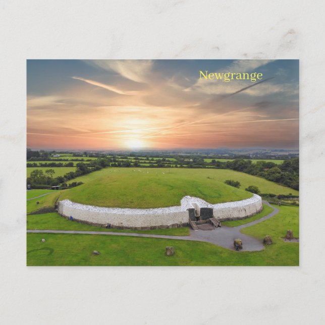 Grabstätte für die Steinzeit von Newgrange Postkarte (Vorderseite)