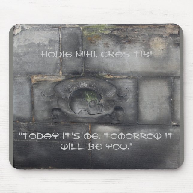 Grabstein des Mittelalters mit Latein Mousepad (Vorne)