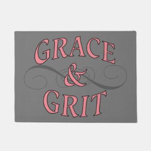 Grace & Grit in Rosa und Grau Fußmatte