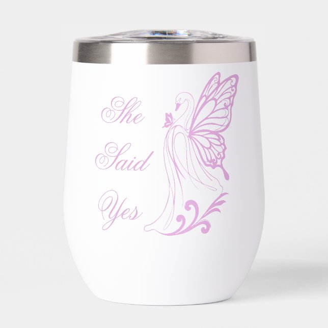 Graceful swan with butterfly wings (Avant)