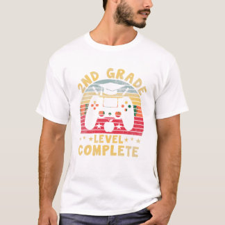 Grad abgeschlossen T-Shirt
