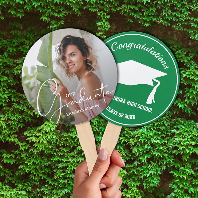 Grad Cap Modernes Graduate Foto Green Fächer (Keep cool on graduation day or at your party with these photo double-sided hand fans.)