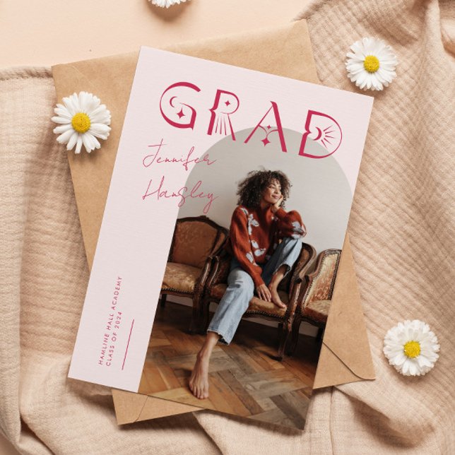 GRAD Pink Arch Mystischer Abschluss Ankündigung (Von Creator hochgeladen)