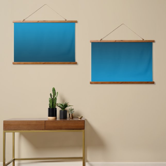 Gradient Blue - deep to light | Mood Background | Wandteppich Mit Holzrahmen (Asymmetrisch)
