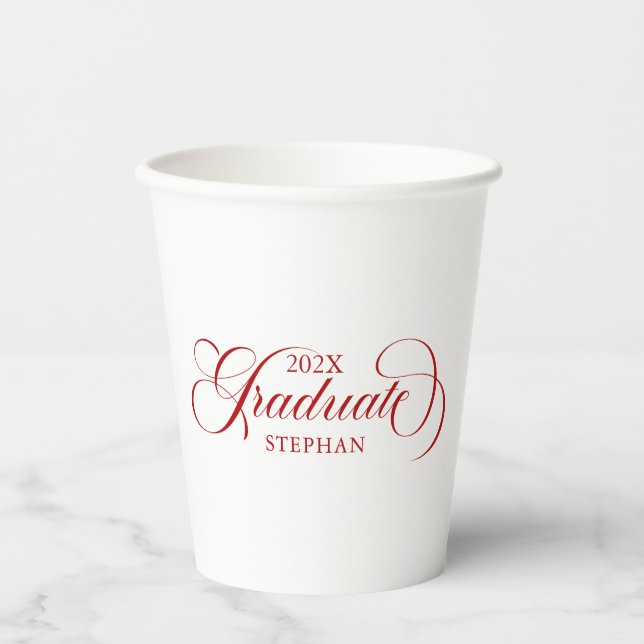 Graduate Elegant Red Script Typography Pappbecher (Vorderseite)