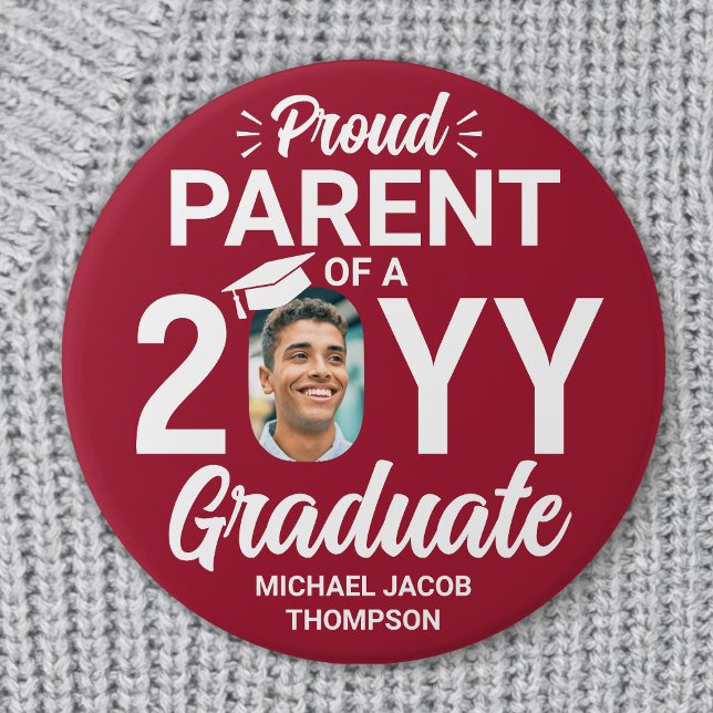 Graduate Foto Proud Parent Modern Red and White Button (Von Creator hochgeladen)
