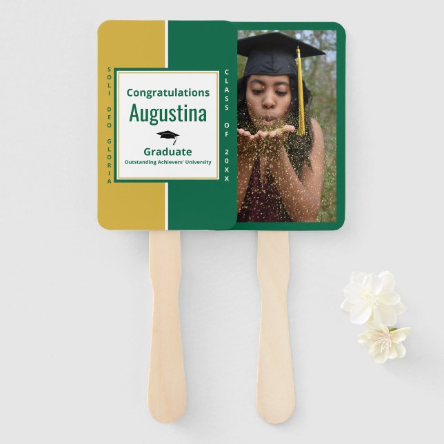 Graduate Foto SOLI DEO GLORIA Abschluss Fächer (Vorne und Hinten)