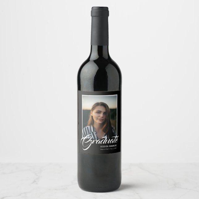 Graduate Modern Editable Foto Black | ABSCHLUSS Weinetikett (Vorderseite)