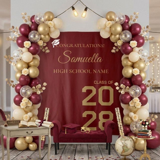 Graduate Modern Gold Script Graduation Party Wandteppich (Von Creator hochgeladen)