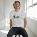 Graduate Modern Trendy Class of 2022 Grad Name T-Shirt<br><div class="desc">Moderne und trendige personalisierte Namen Graduate Klasse von 2022 T - Shirt. Perfektes Geschenk für den Absolventen,  um ihre Leistungen zu feiern und stolz zu tragen. Hinweis: Die Textfarbe kann in den Anzug Ihrer Vorliebe geändert werden. Design von Moodthologie.</div>